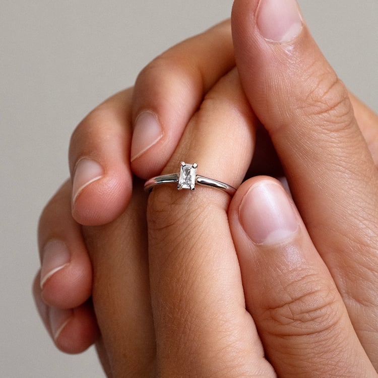 Zásnubný prsteň s emerald diamantom Berlana 144572