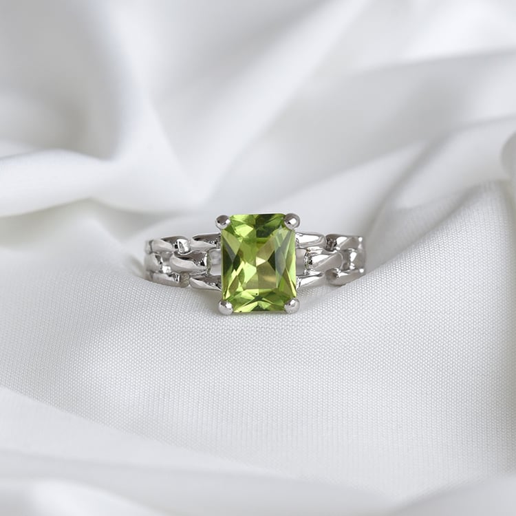 strieborný prsteň s olivínom 84704