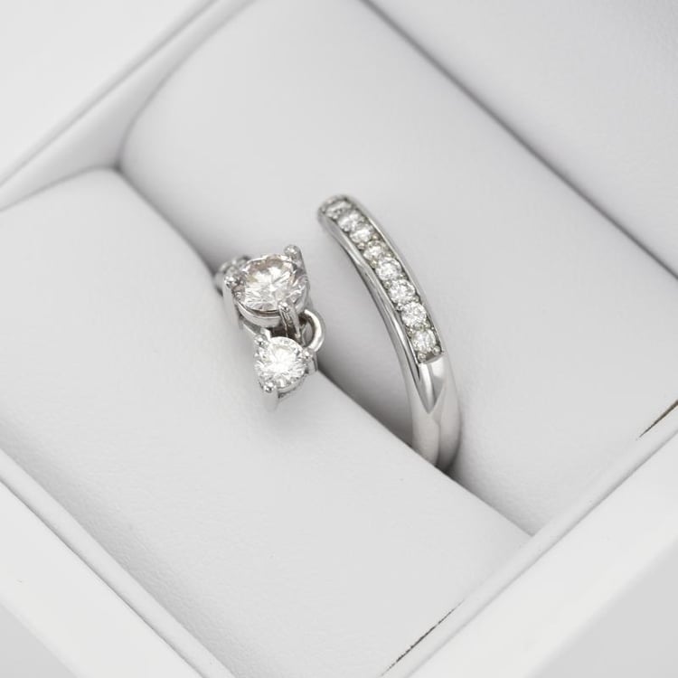 Zlatý prsteň 16244