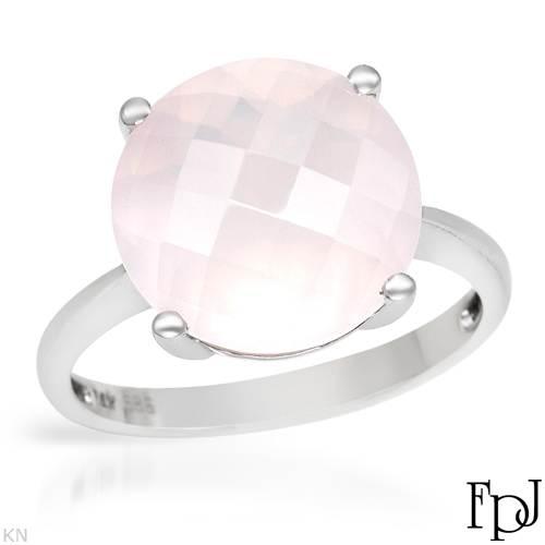 Zlatý prsteň s kryštálom