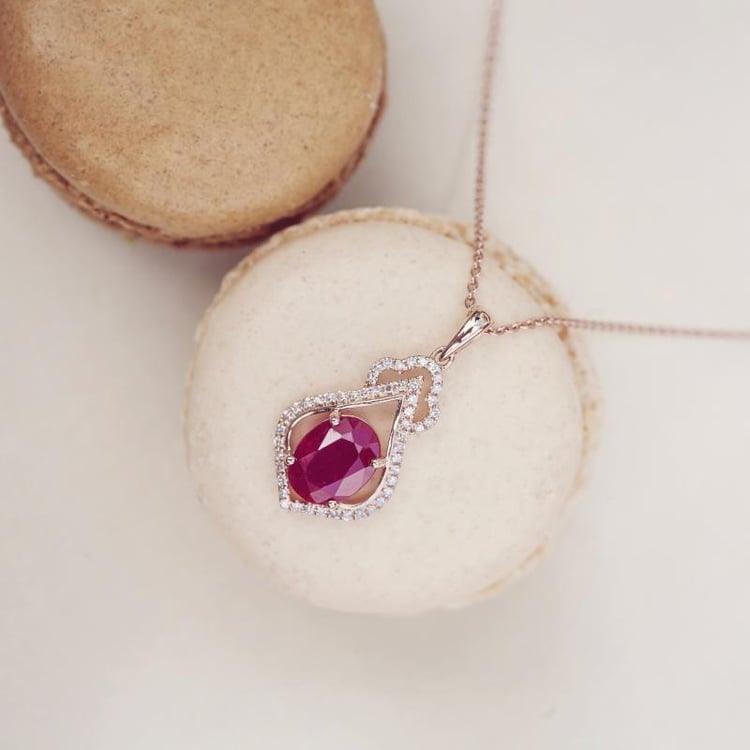 Zlatý náhrdelník 12963