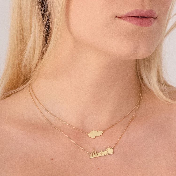 Strieborný náhrdelník Česká republika 107137