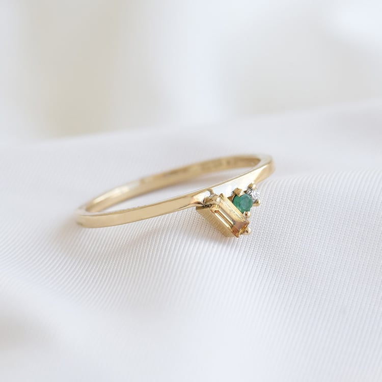 Drahokamový prsteň zo žltého zlata 82024