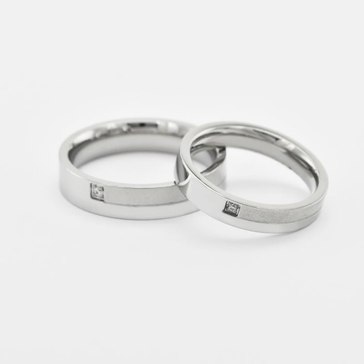 Svadobné obrůčky s lesklým a matným povrchom 33351