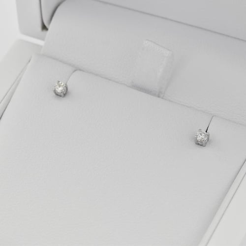Napichovacie náušnice s 0.12ct diamantmi Aquene