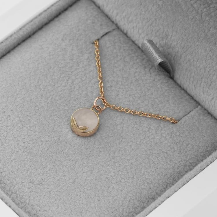 Náhrdelník s ruženínom 50544