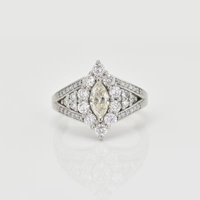 Luxusný prsteň z platiny