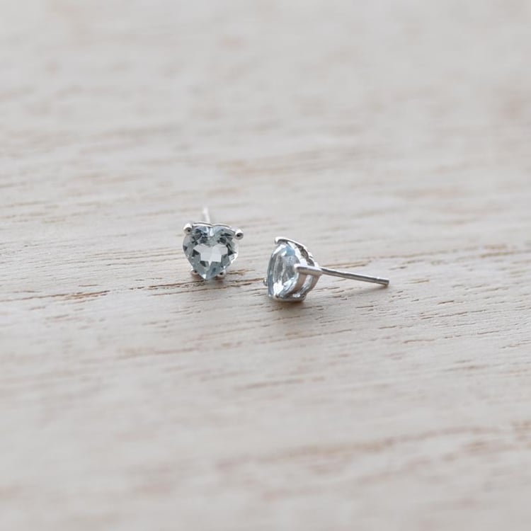 Zlaté náušnice so srdiečkami 52918