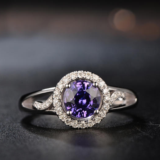 Zlatý prsteň s ametystom 9862