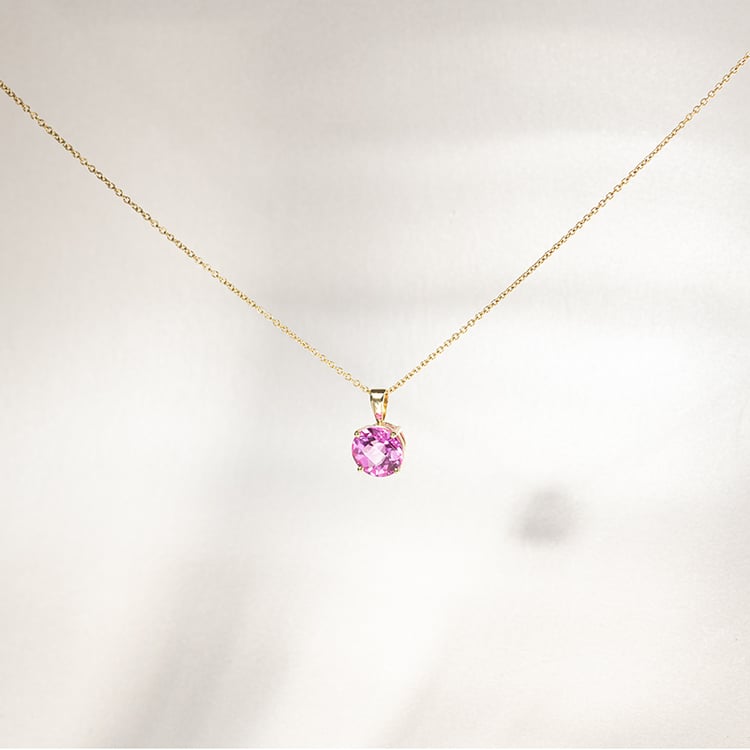 Ružový zafír v zlatom prívesku Atik 135235