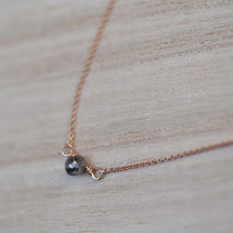 Diamantový náhrdelník 33528