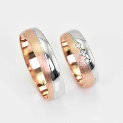 Prstene z dvoch druhov zlata