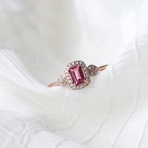 Zlatý prsteň s emerald turmalínom a diamantmi Davie