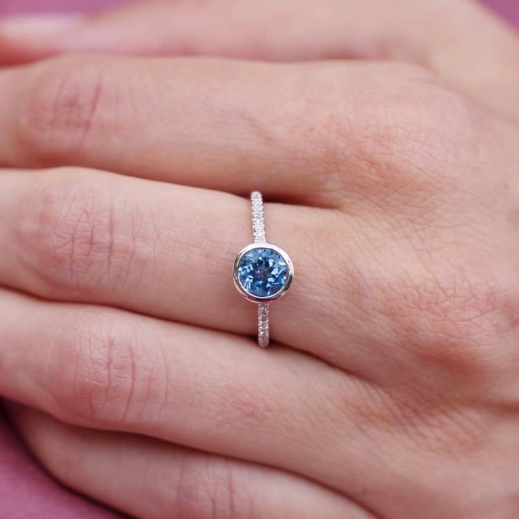 Prsteň zo zlata 12970