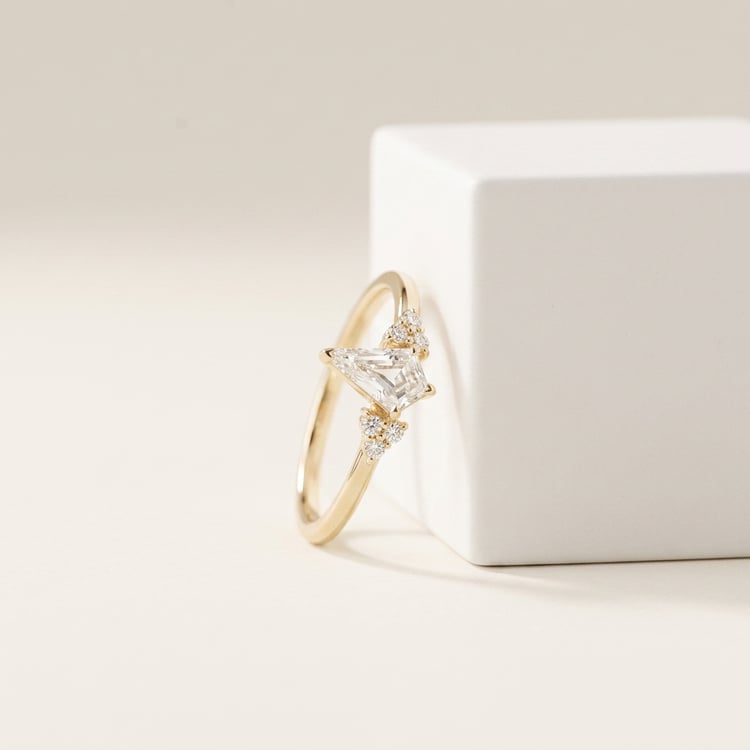 Prsteň  s 0.57ct IGI certifikovaným lab-grown diamantom Floki 171414