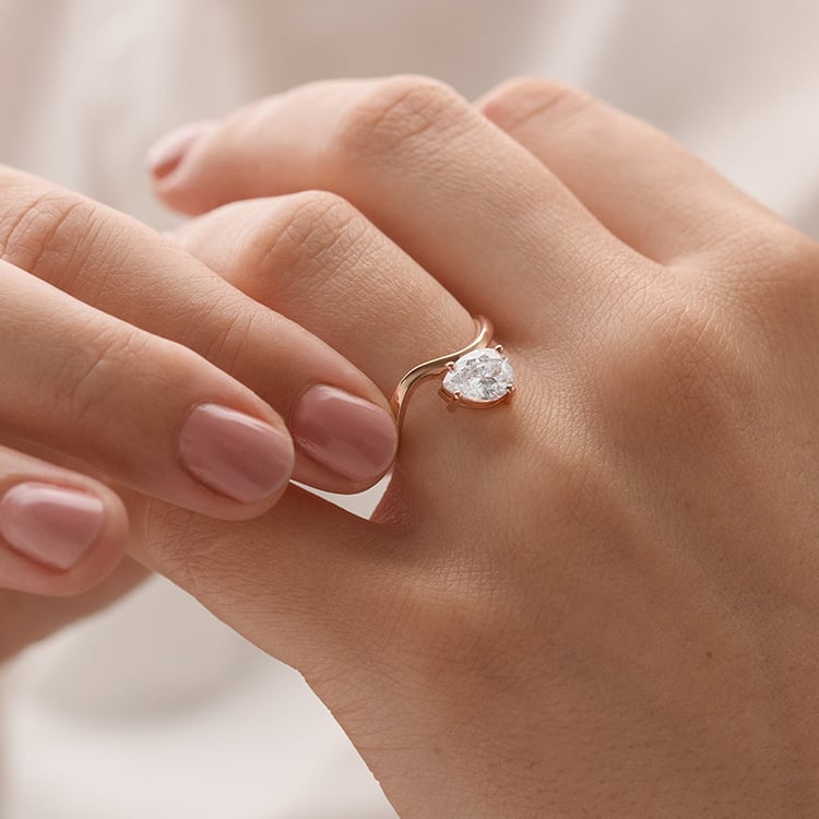 Elegantný zásnubný prsteň zo zlata 154728