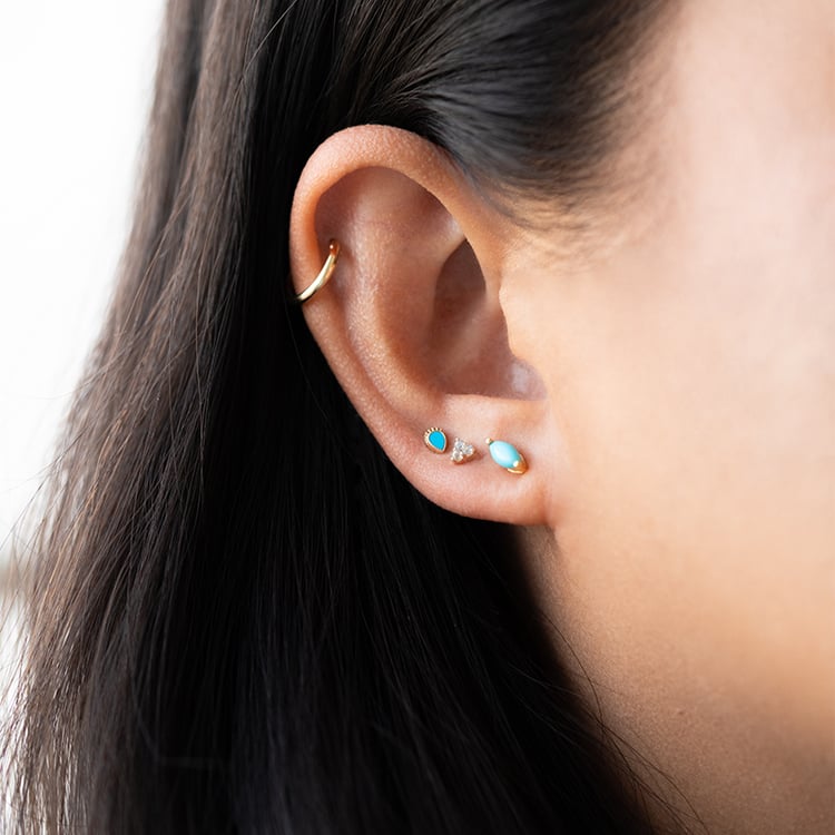 Zlatá piercing náušnica s tyrkysom Olya 126552