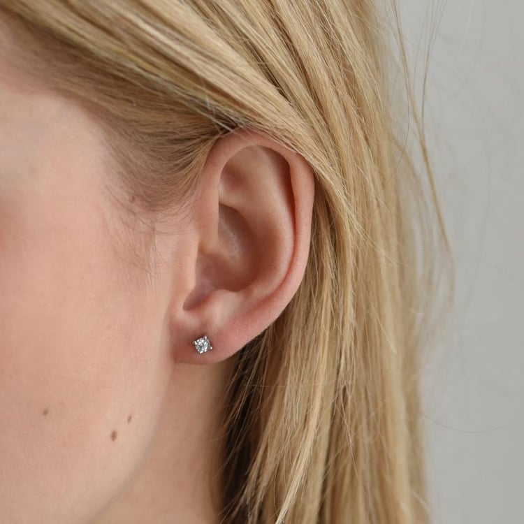 Diamantové zlaté náušnice v bezel osadenie 52142