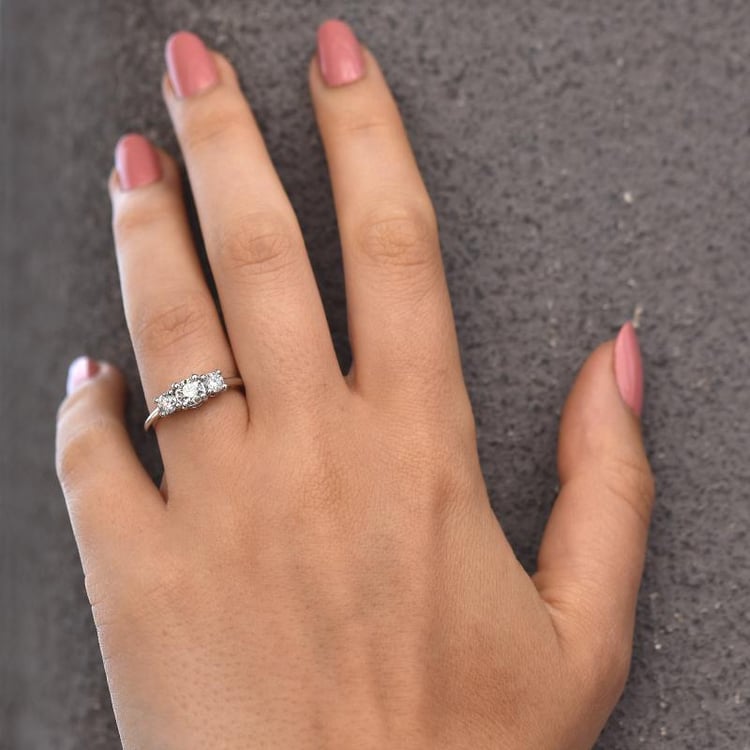 Diamantový zásnubný prsteň z platiny Viliam 45567