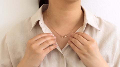 Symbolika šperkov: znak nekonečna