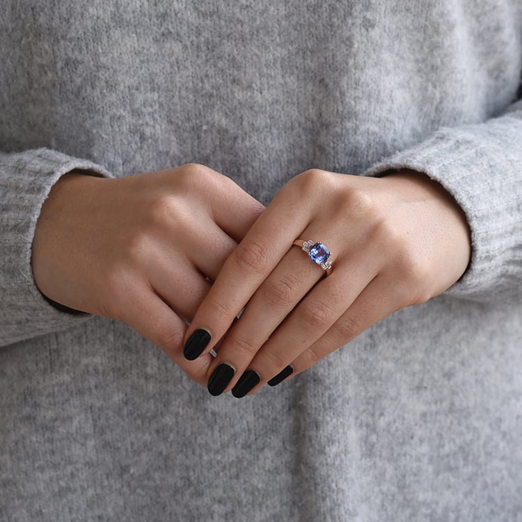 Zlatý tanzanitový prsteň 72315