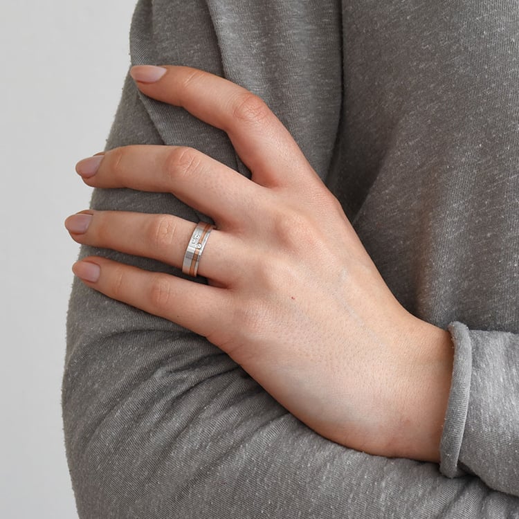 Dámský snubný prsteň zo zlata 77077