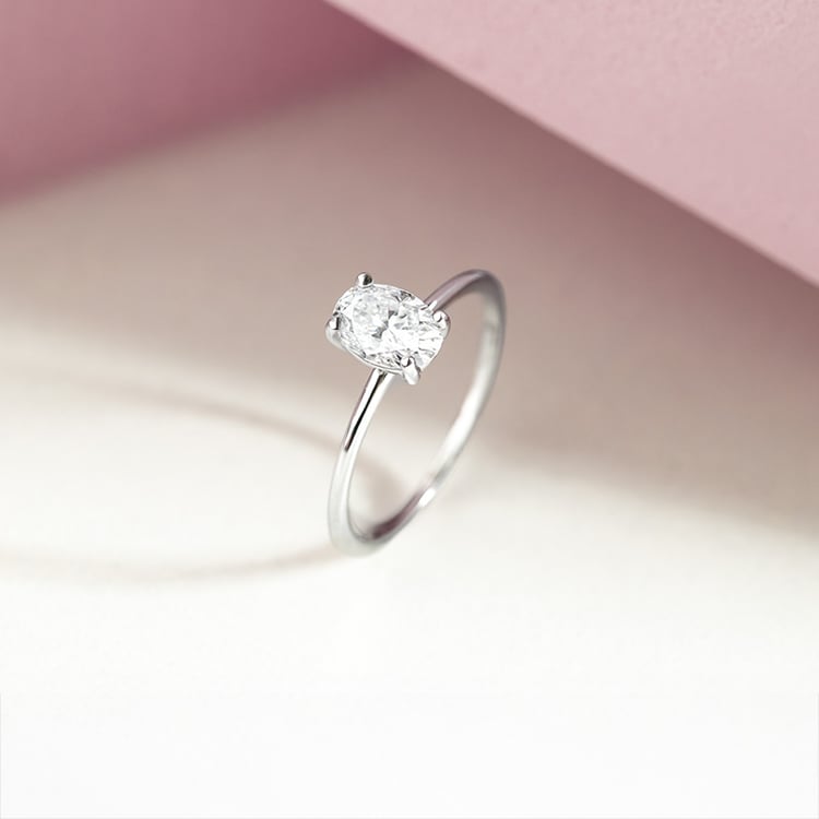 Zásnubný prsteň s oval diamantom Frost 151495