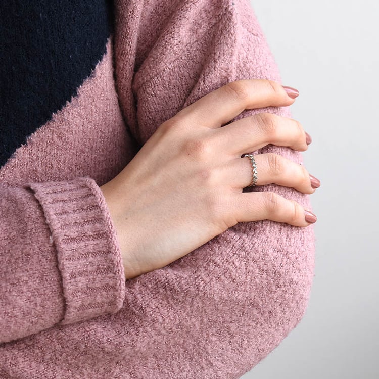 Romantický prsteň v tvare lístečkov zo zlata 79787