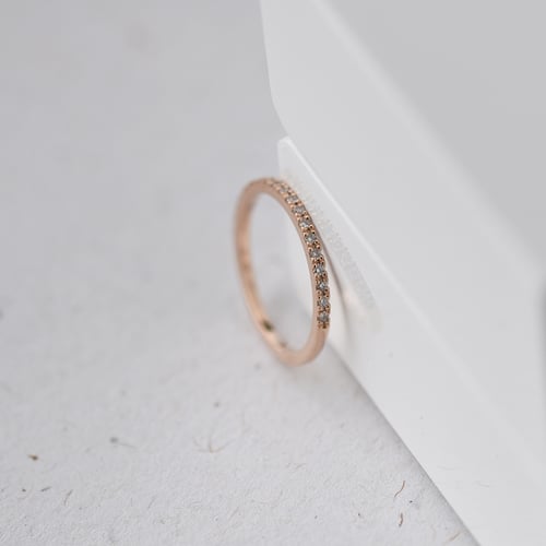 Eternity prsteň s 1.50mm moissanitmi Qenyl