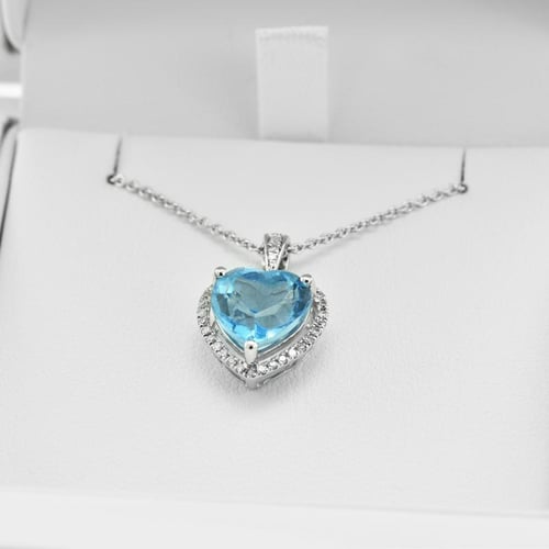 Prívesok so srdiečkovým topásom a diamantmi Thea
