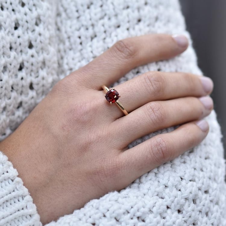 Luxusný zlatý prsteň so spinelom Fabio 44584