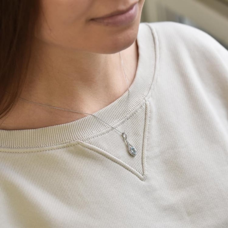 Zlatý prívesok s akvamarínom 38888