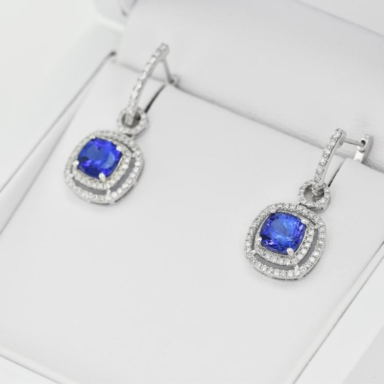 Náušnice s cushion tanzanitmi 17454
