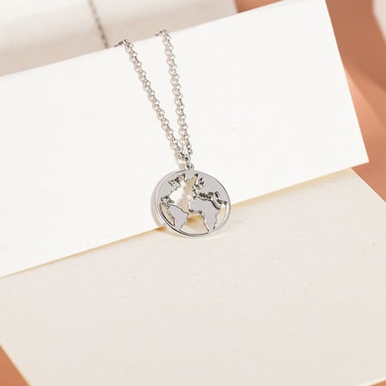 Prívesok s mapou sveta Globe