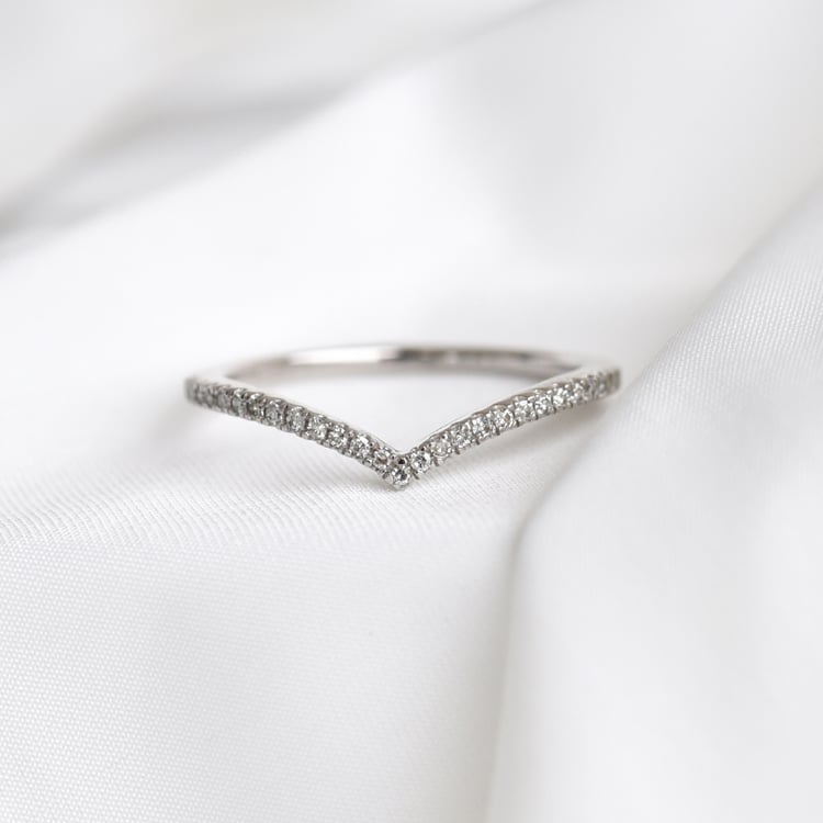 vykrojený prsteň 84164