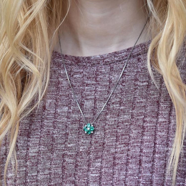 Náušnice so smaragdmi 22561