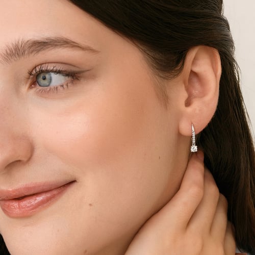 Strieborné visiací náušnice s 0.1ct prírodným diamantom Noor
