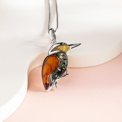 Strieborný jantárový prívesok v tvare kolibríka Burun