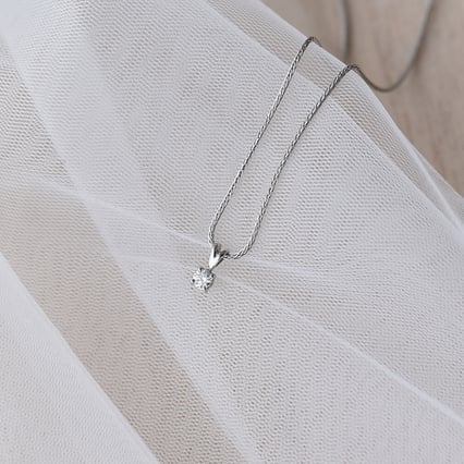 Platinový prívesok s diamantom Briar