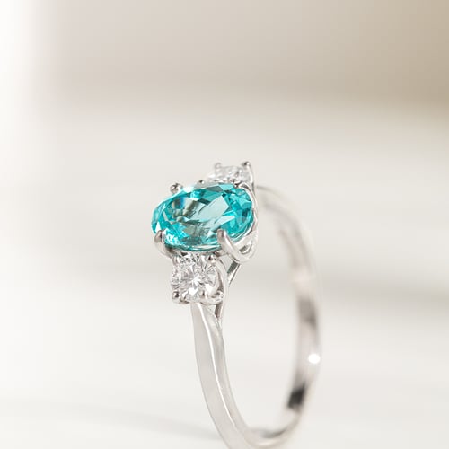Zlatý prsteň s lab-grown paraiba turmalínom a diamantmi Brink