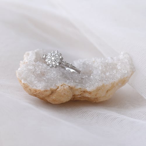 Strieborný prsteň s lab-grown diamantovou hviezdou Starlight