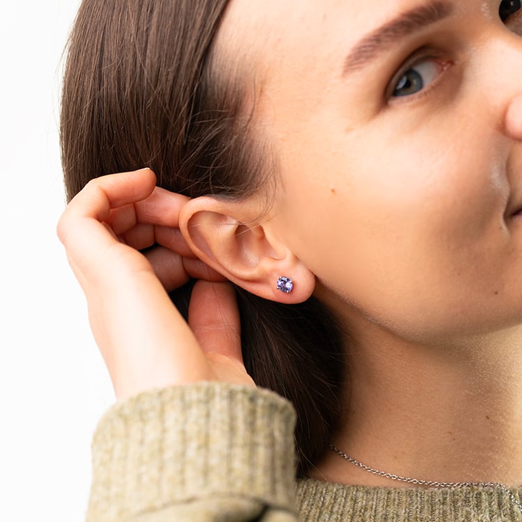 Zlaté náušnice s okrúhlymi tanzanitmi Frey 147459