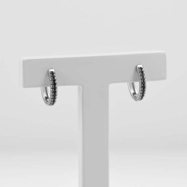 Kruhové náušnice s čiernymi diamantmi 51233