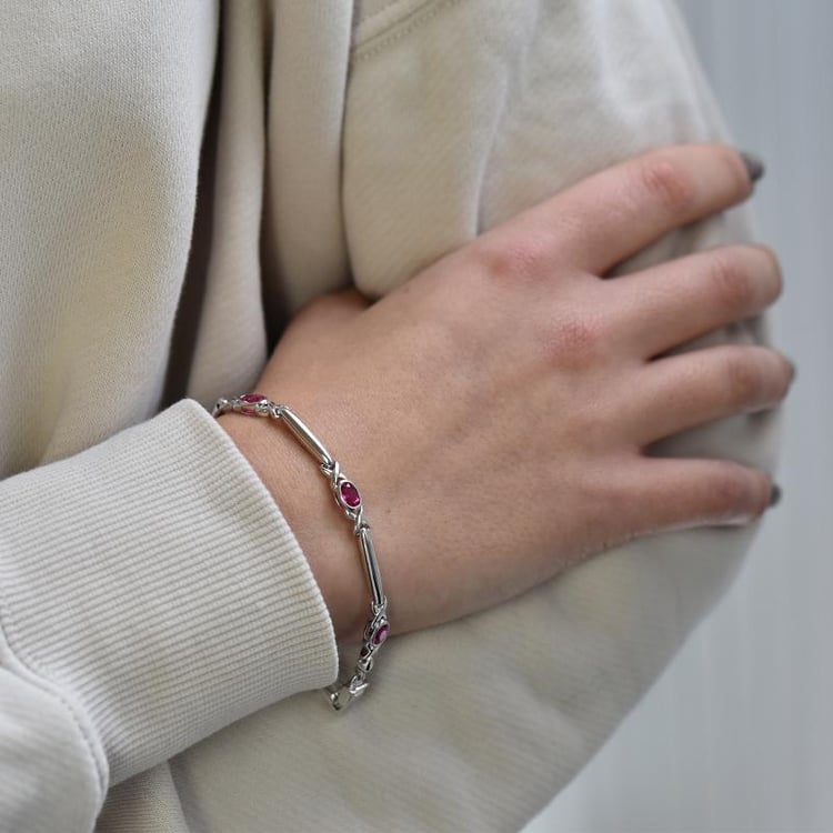 Náramok s rubínmi 17981