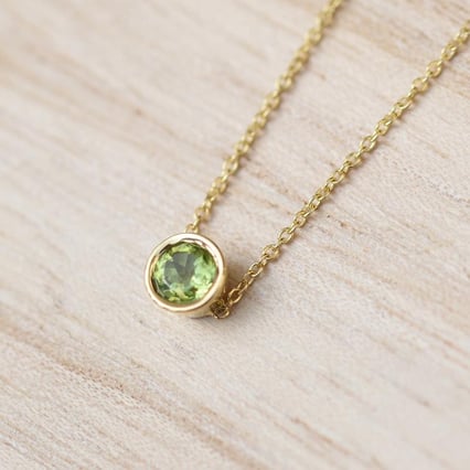 Zlatý náramok s olivínom Rollie