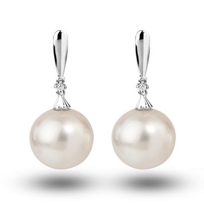 Perlové náušnice s diamantmi