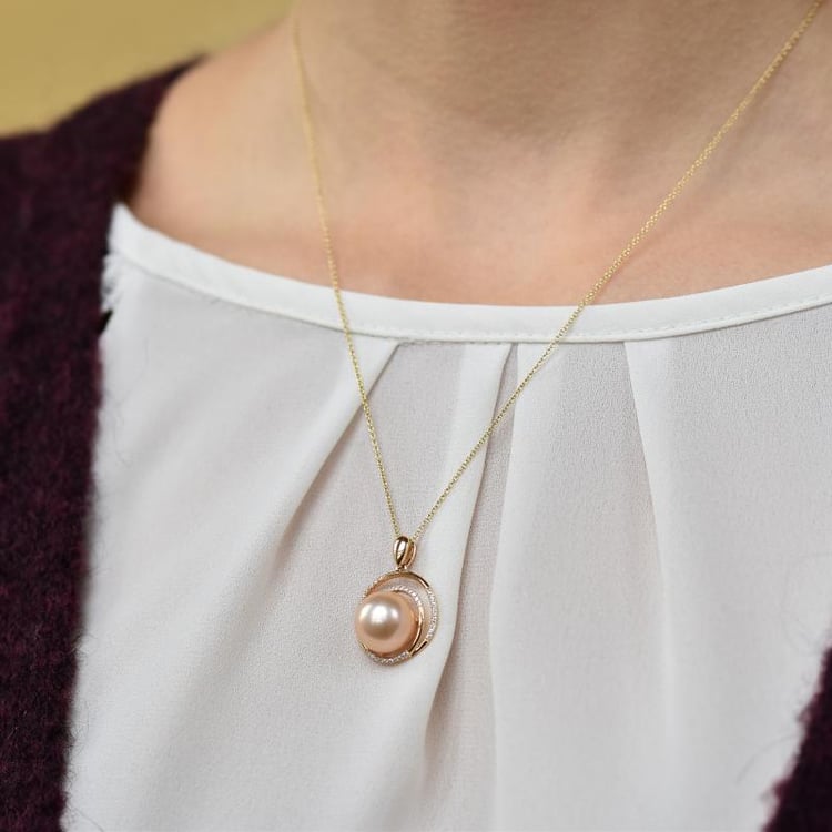 Zlatý perlový náhrdelník 12881