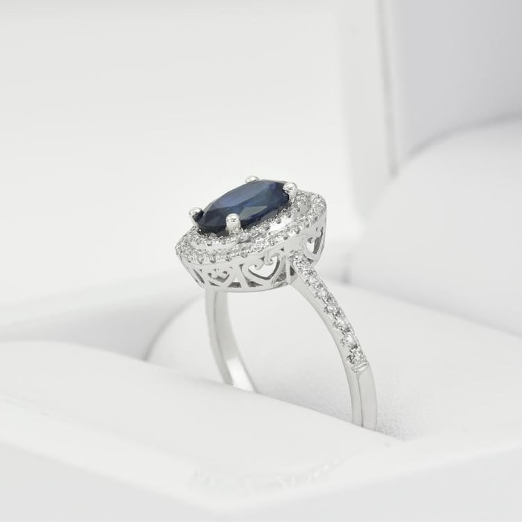 Prsteň so zafírom 15478