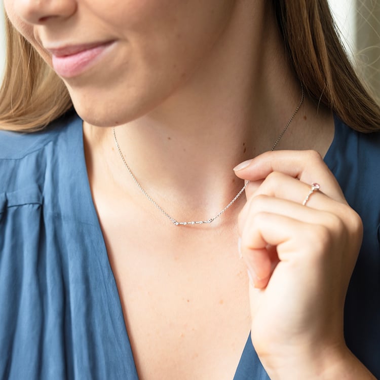 Minimalistický náhrdelník s diamantmi Miles 142834