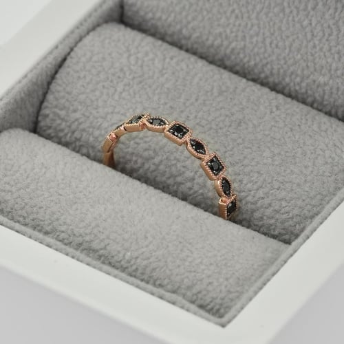 Zlatý vintage prsteň s diamantmi a zlatý komfortný svadobný prsteň Etokles